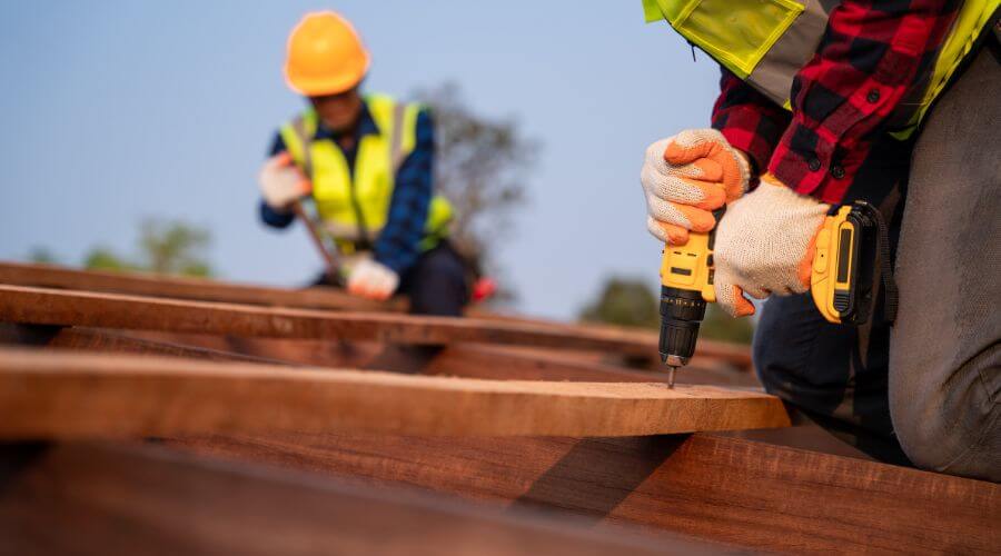 Professional residential roofers in Oak Grove, MO